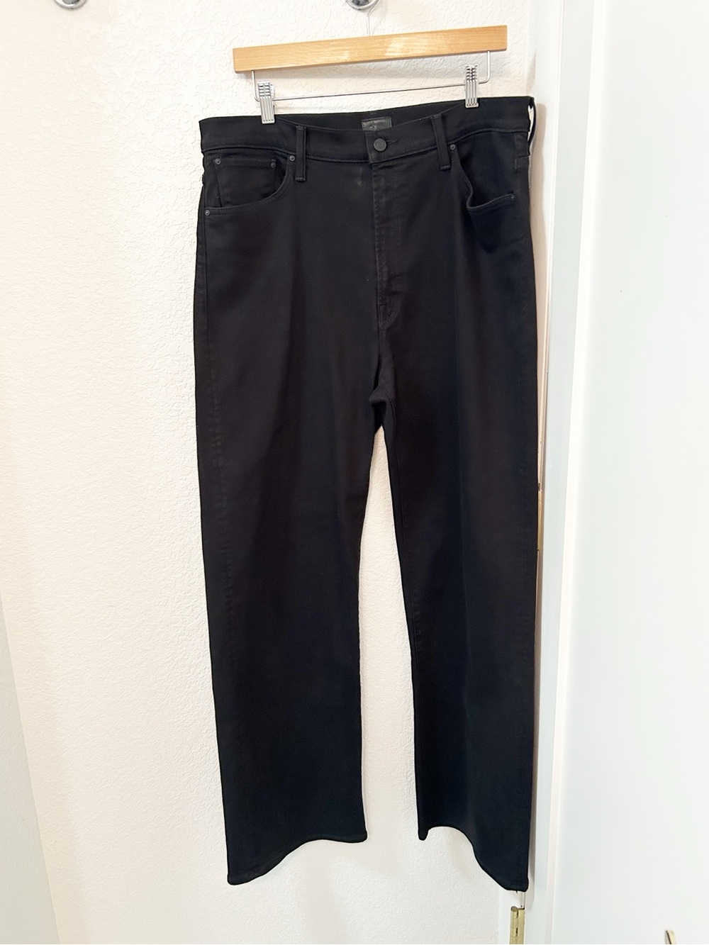 MOTHER. Curvy The Dodger Sneak Wide Leg in Pitch Black Hardware SZ: 34
